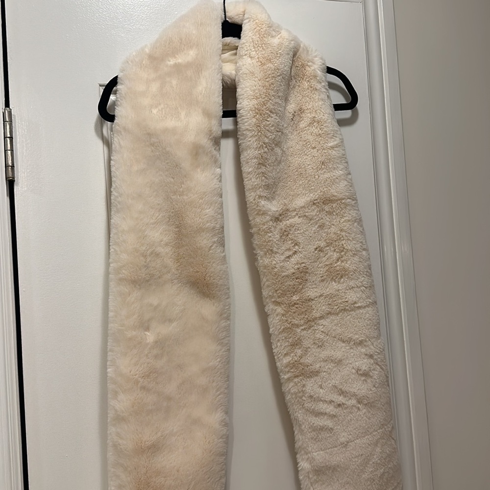 Scarf - Picture 2 of 2